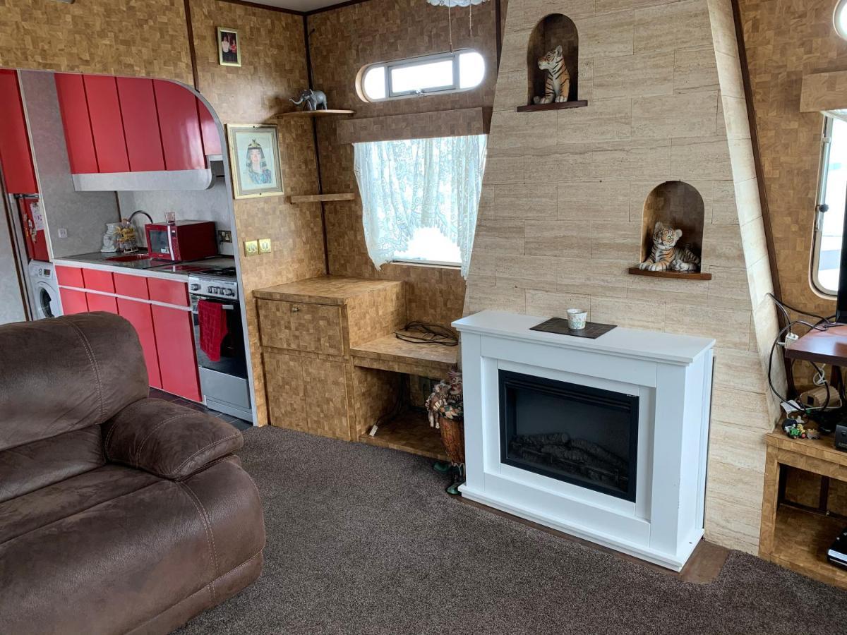 Vintage, Circus Holiday Home เมเบิลทอร์ป ภายนอก รูปภาพ