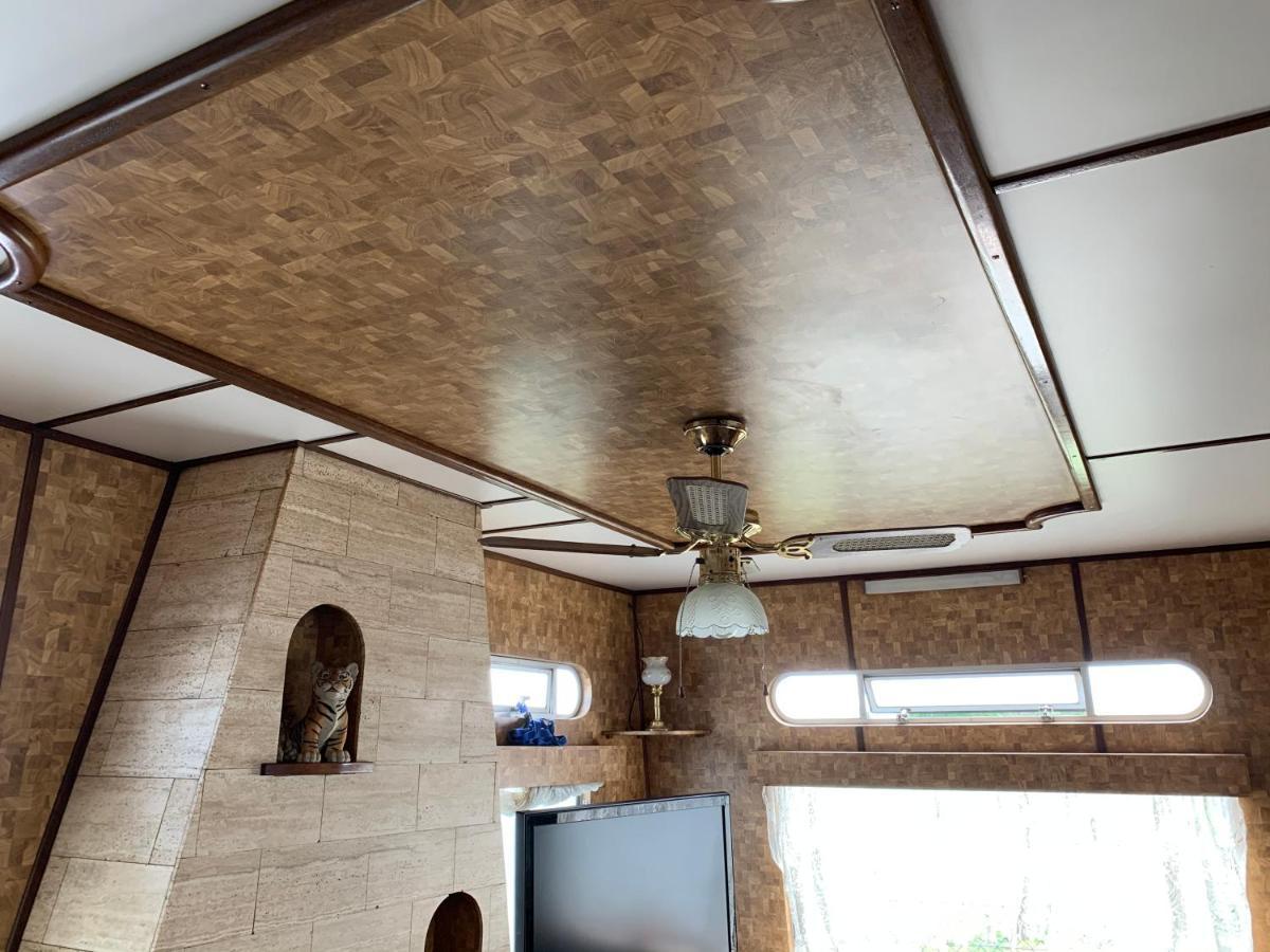 Vintage, Circus Holiday Home เมเบิลทอร์ป ภายนอก รูปภาพ