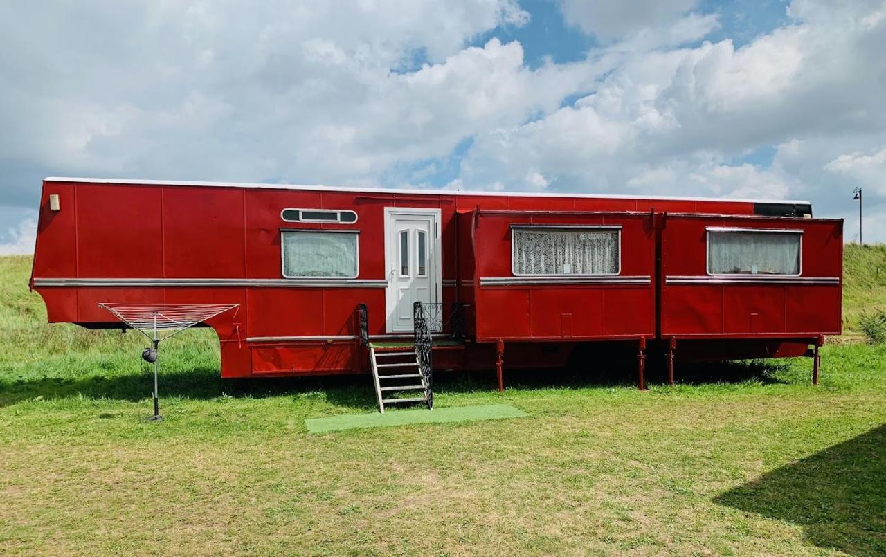 Vintage, Circus Holiday Home เมเบิลทอร์ป ภายนอก รูปภาพ